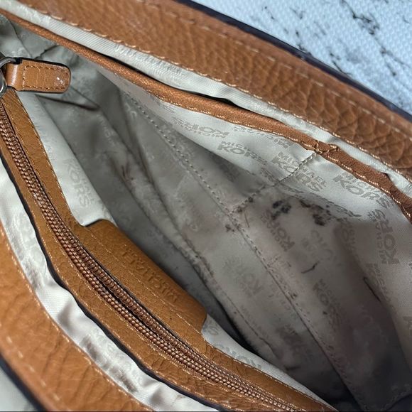 Michael Kors Chain Brown Crossbody Shoulder Bag - Picture 9 of 11